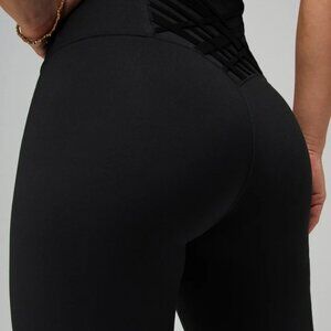 Fabletics Boost PowerHold High-Waisted 7/8 Legging